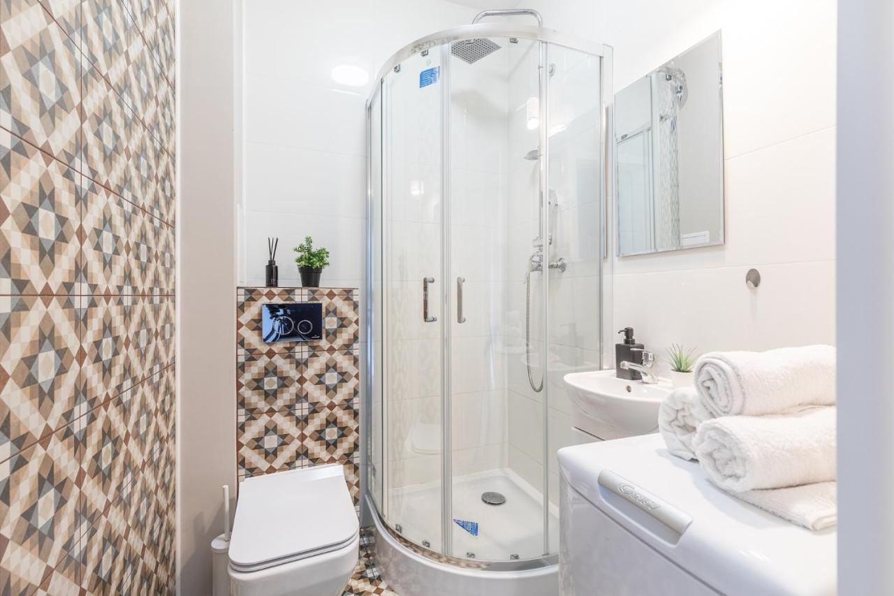 Superapart Nowolipki 23, Unwind In Urban Chic Apartament Варшава Екстериор снимка